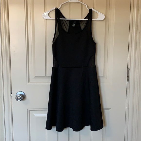 Little black dress - Picture 1 of 4